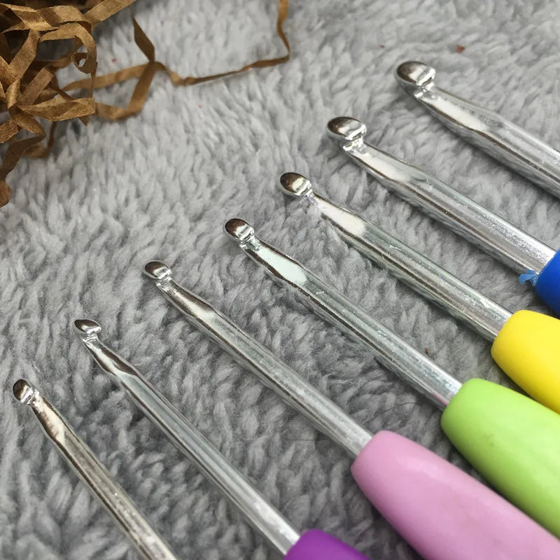 Sewing Tool Set 16 Sizes Crochet Hooks Needles Stitches Knitting Craft Case Crochet Set